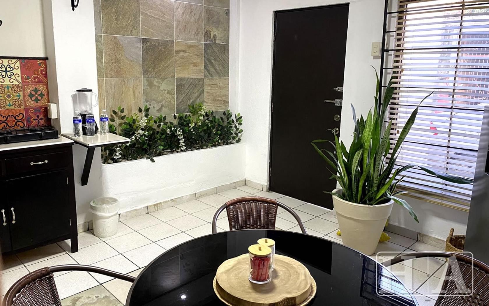 Hospedaje Aldana - Apartamento Amal Zona Centro Тукспан Экстерьер фото